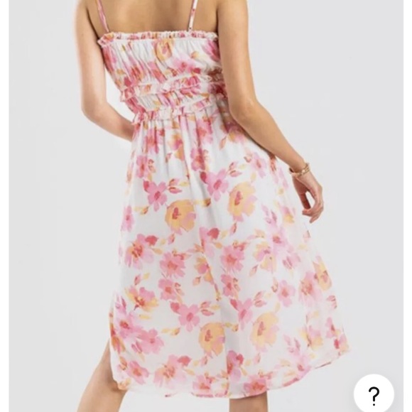 *New with tags on* spring/summer dress - Picture 2 of 4